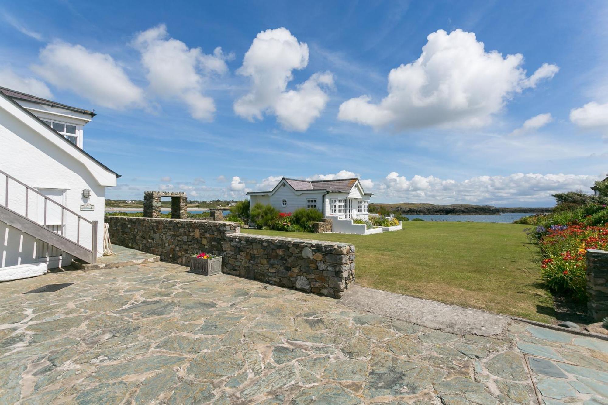 Pen Y Graig Villa Rhoscolyn Exterior photo