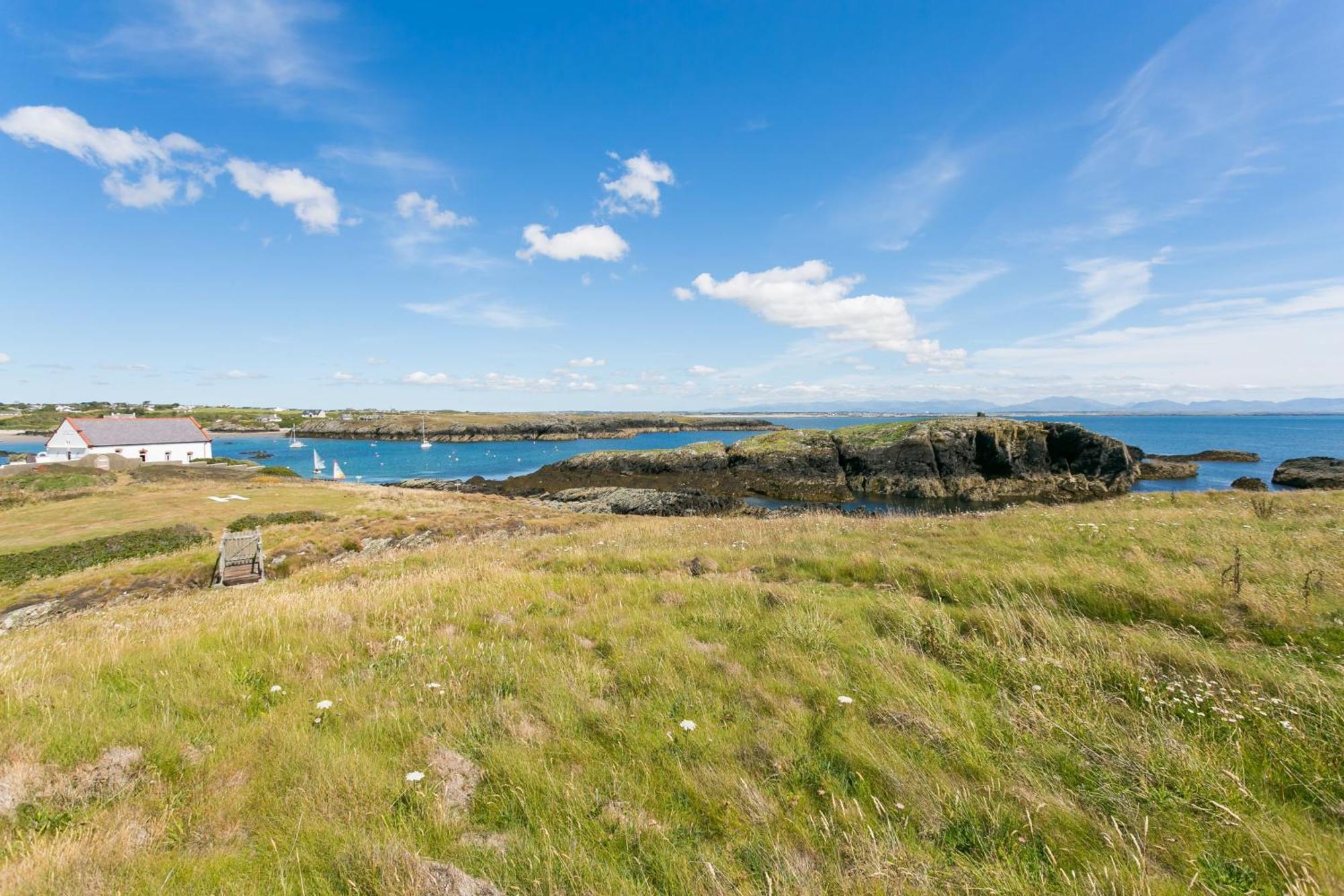 Pen Y Graig Villa Rhoscolyn Exterior photo