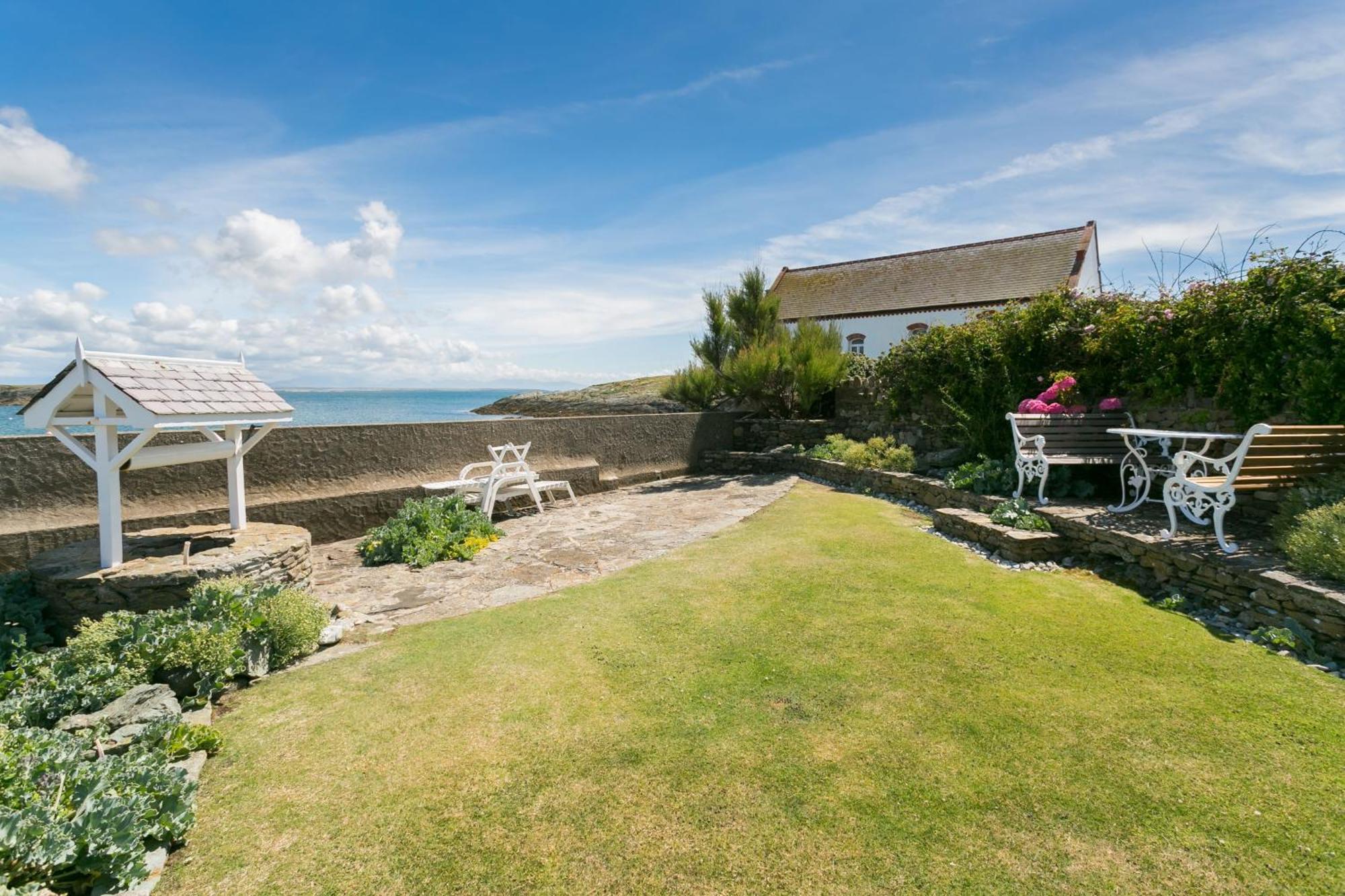 Pen Y Graig Villa Rhoscolyn Exterior photo